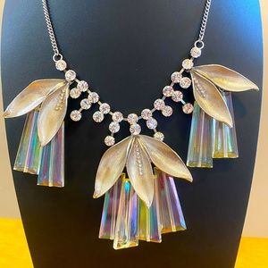 Leaf drop necklace with CZ detailing.